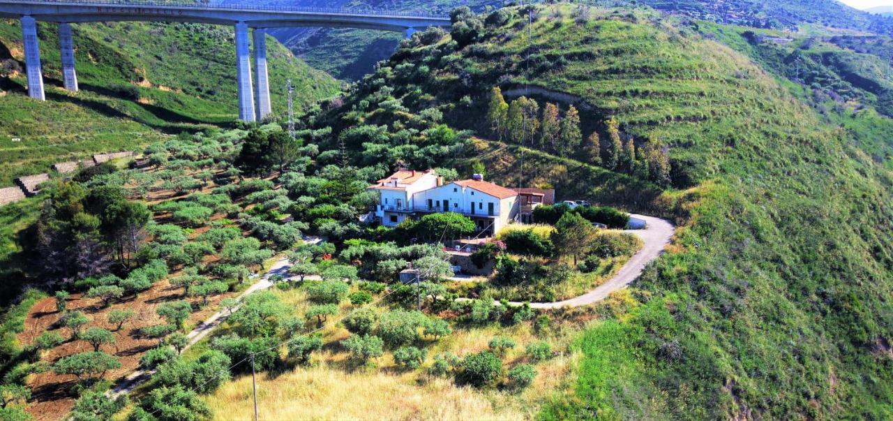Tenuta Petreria Santo Stefano di Camastra Exterior foto